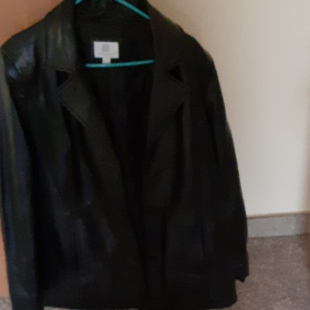 Nuvano leather jacket